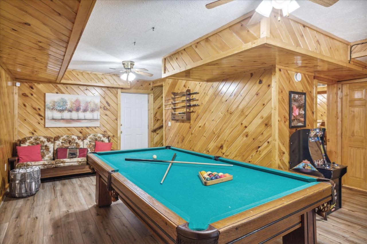 Smokey Max Chalet Sevierville Exterior foto